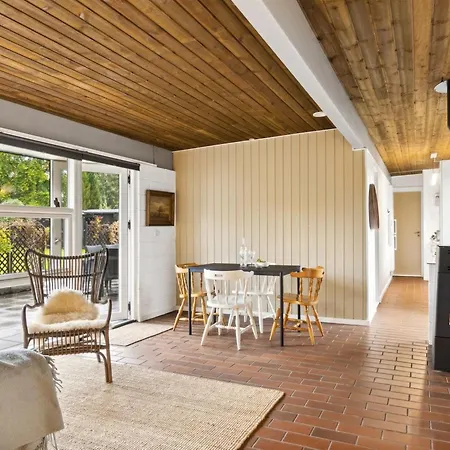 Holiday home Giselle - 7km From The Sea By Interhome *